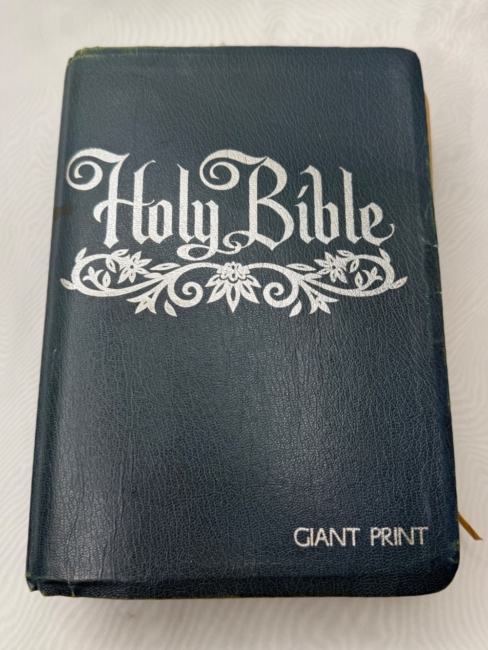1975 Regal Giant Print KJV Bible Red Letter